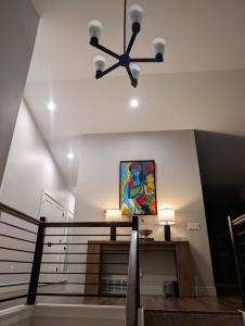 Köök või kööginurk majutusasutuses New home & furnishings 4BR 4Bath View Amenities