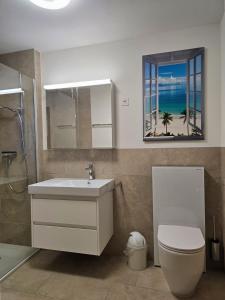 Ένα μπάνιο στο Casa Rivapiana, 1,5-Zimmerwohnung by HolAp SA