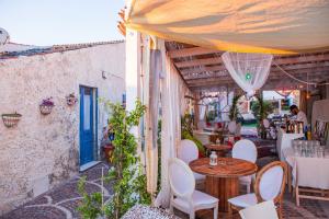 Restaurace v ubytování Villa Golfo Aranci