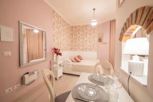 Χώρος καθιστικού στο La Stanza del Poeta