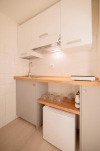 Η κουζίνα ή μικρή κουζίνα στο La Stanza del Poeta