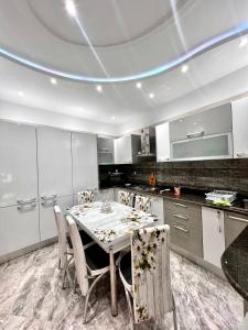 Η κουζίνα ή μικρή κουζίνα στο SBB Home 2