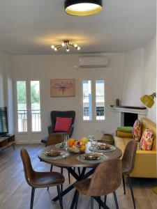 Χώρος καθιστικού στο Las Calas departamento ideal!