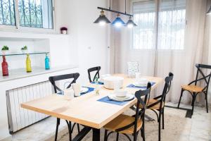 Fotografie z fotogalerie ubytování Appartement moderne face au parc la Marsa v destinaci Dar el Ouzir