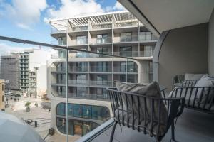 Ban công/sân hiên tại Mercury Suite by Zaha Hadid Including Pool Access