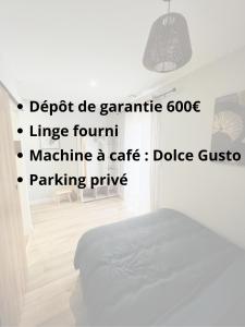 Ένα ή περισσότερα κρεβάτια σε δωμάτιο στο Scorfel Lodge, Villa Matisse, Spa & terrasse