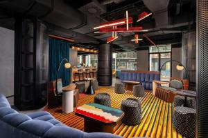 Posezení v ubytování Aloft Madrid Gran Via