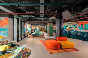 Posezení v ubytování Aloft Madrid Gran Via