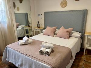 Postel nebo postele na pokoji v ubytování Casa Rosa By Solymar Holiday + 33 fotografií