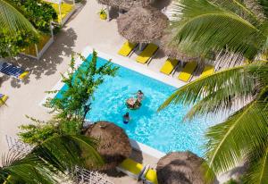 Bazén v ubytování ZAN Beach Hotel nebo v jeho okolí