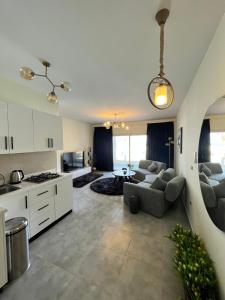 Φωτογραφία από το άλμπουμ του groove sokhna σε Αΐν Σούχνα