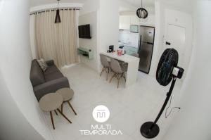 Телевизор и/или развлекательный центр в Apto Nantes com Vista pro Beto Carrero World