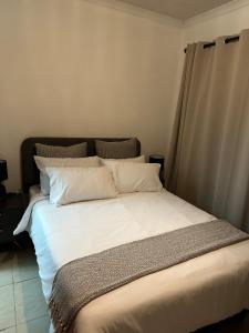 Кровать или кровати в номере Waterfall Deluxe ll +18 фотографий