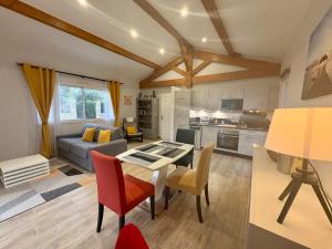 Kuchyň nebo kuchyňský kout v ubytování Détente et évasion entre Hossegor et Biarritz