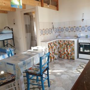 Η κουζίνα ή μικρή κουζίνα στο A Bugatta