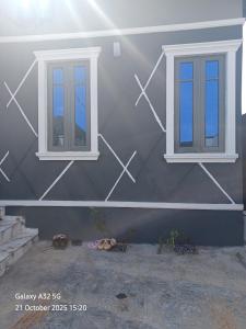 Budova, kde se apartmán nachází + 57 fotografií