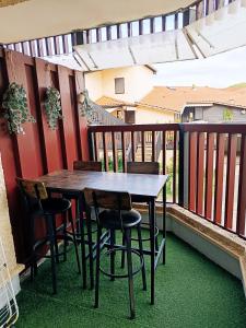 Balkón nebo terasa v ubytování Appartement face au lac et à deux pas de l'océan