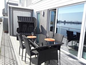 Výhled na řeku, která protéká v blízkosti prázdninového domu