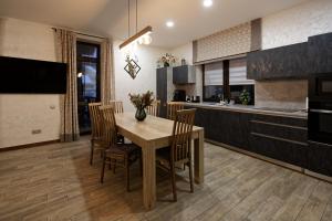 Kuchyň nebo kuchyňský kout v ubytování Finlandia Chalet