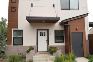 Budova, kde se prázdninový dům nachází