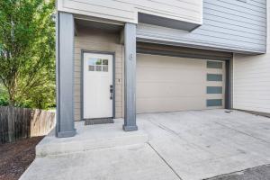 Budova, kde se prázdninový dům nachází