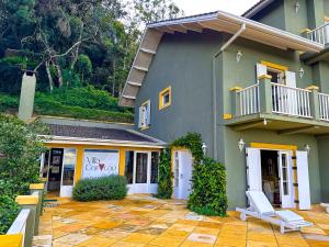 Hoone, kus külalistemaja asub +16 fotot