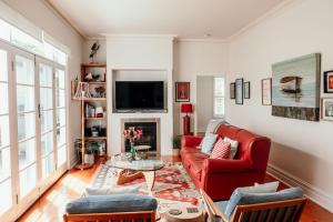 TV a/nebo společenská místnost v ubytování Wild Cherry on Wishart