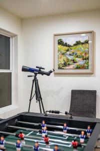 Herní místnost v ubytování Resort-style Gated Coastal Retreat Pool Tennis