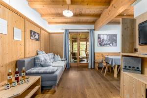 Posezení v ubytování Froetscherhof, Urlaub auf dem Bio-Bauernhof in Brixen, Appartments