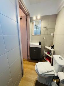 Phòng tắm tại B&G fourth floor