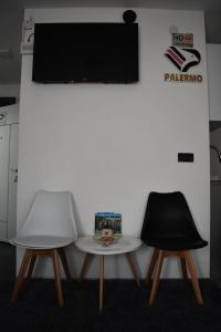 Μια τηλεόραση ή/και κέντρο ψυχαγωγίας στο Apartman Palermo +25 φωτογραφίες