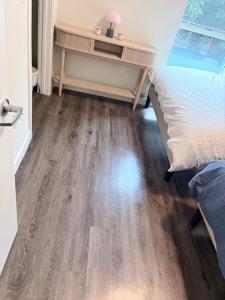 Ένα ή περισσότερα κρεβάτια σε δωμάτιο στο BP Stay Service Apartment K-Town