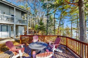 Balkón nebo terasa v ubytování Birch Grove Cabin