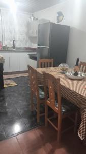 Köök või kööginurk majutusasutuses 2 casas com amplo espaço