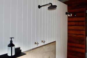 Fotografie z fotogalerie ubytování Coffee Grounds - The Coach v destinaci Coffee Camp