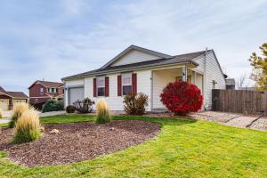 Zahrada ubytování Fenced-In Yard with Deck Pet-Friendly Lochbuie Home