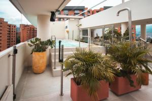 Hồ bơi trong/gần Sites Hotel