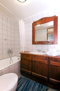 Phòng tắm tại Kallimento-Dimitra