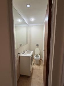 Phòng tắm tại 1ro de Mayo hermoso depto céntrico