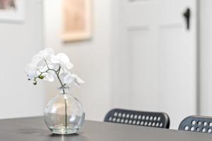 Billede fra billedgalleriet på Cozy Queen Room - Close to Eateries & Shops - Shared Bathroom i Sydney