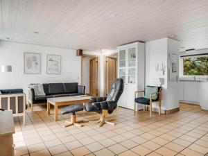 Χώρος καθιστικού στο 4 star holiday home in Harboøre