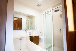 Koupelna v ubytování Nirvana Hotel Resort Tetebatu