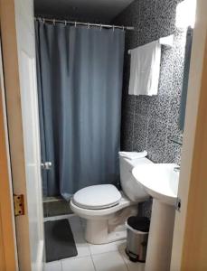 Ένα μπάνιο στο Nash Guesthouse