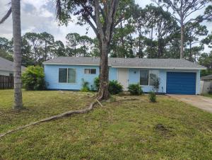 Budova, kde se prázdninový dům nachází