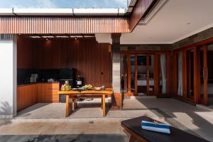 Φωτογραφία από το άλμπουμ του Grand Mesari Bona Villa σε Blahbatu