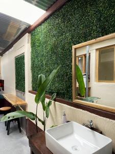 Ένα μπάνιο στο Residencia Aren 2