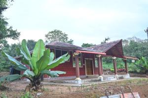 Κήπος έξω από το Kanchkallu Homestay +1 φωτογραφίες