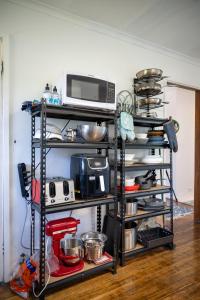 Kuchyň nebo kuchyňský kout v ubytování Large room Queen bed