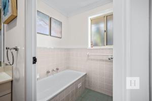 Koupelna v ubytování Pete's Retreat