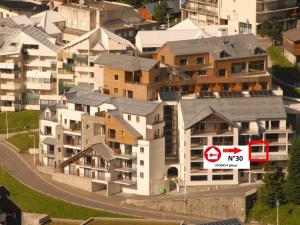 Το κτήριο όπου στεγάζεται  το διαμέρισμα